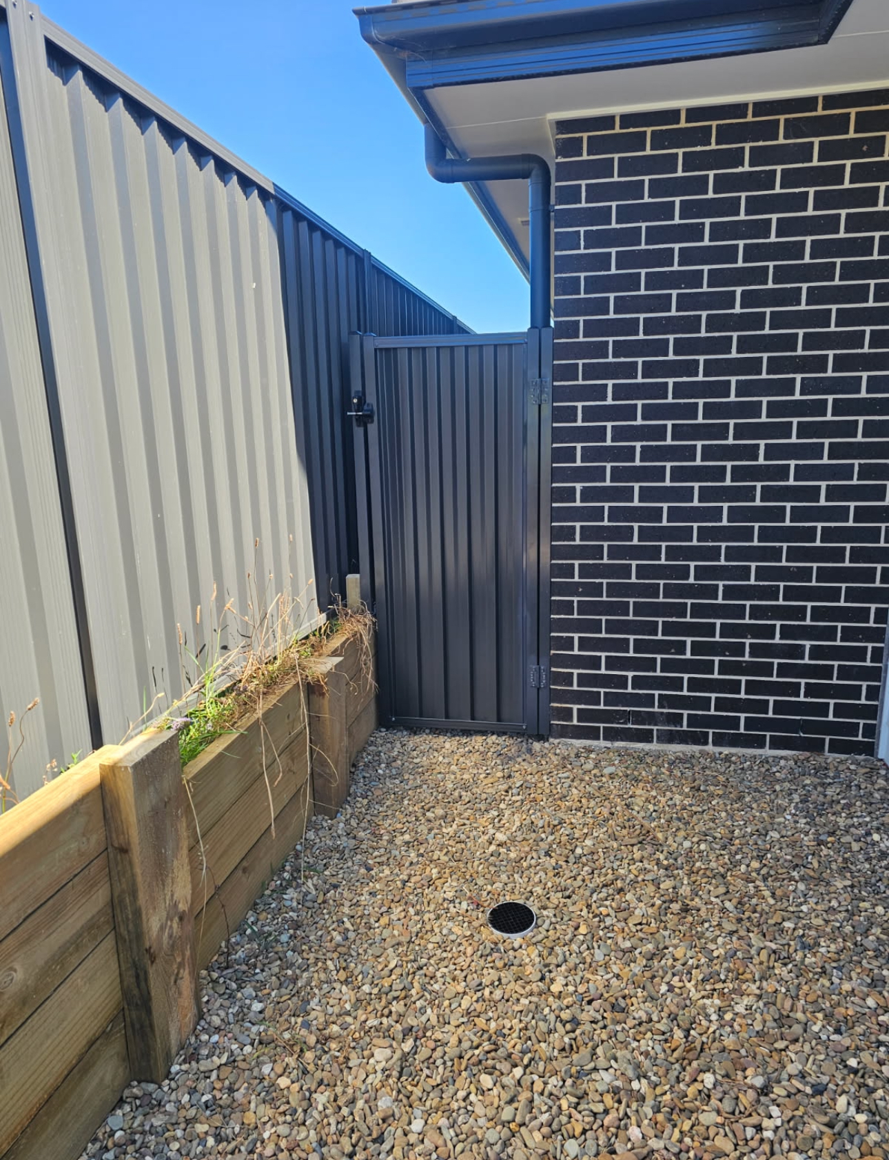 House Side Entry Gate