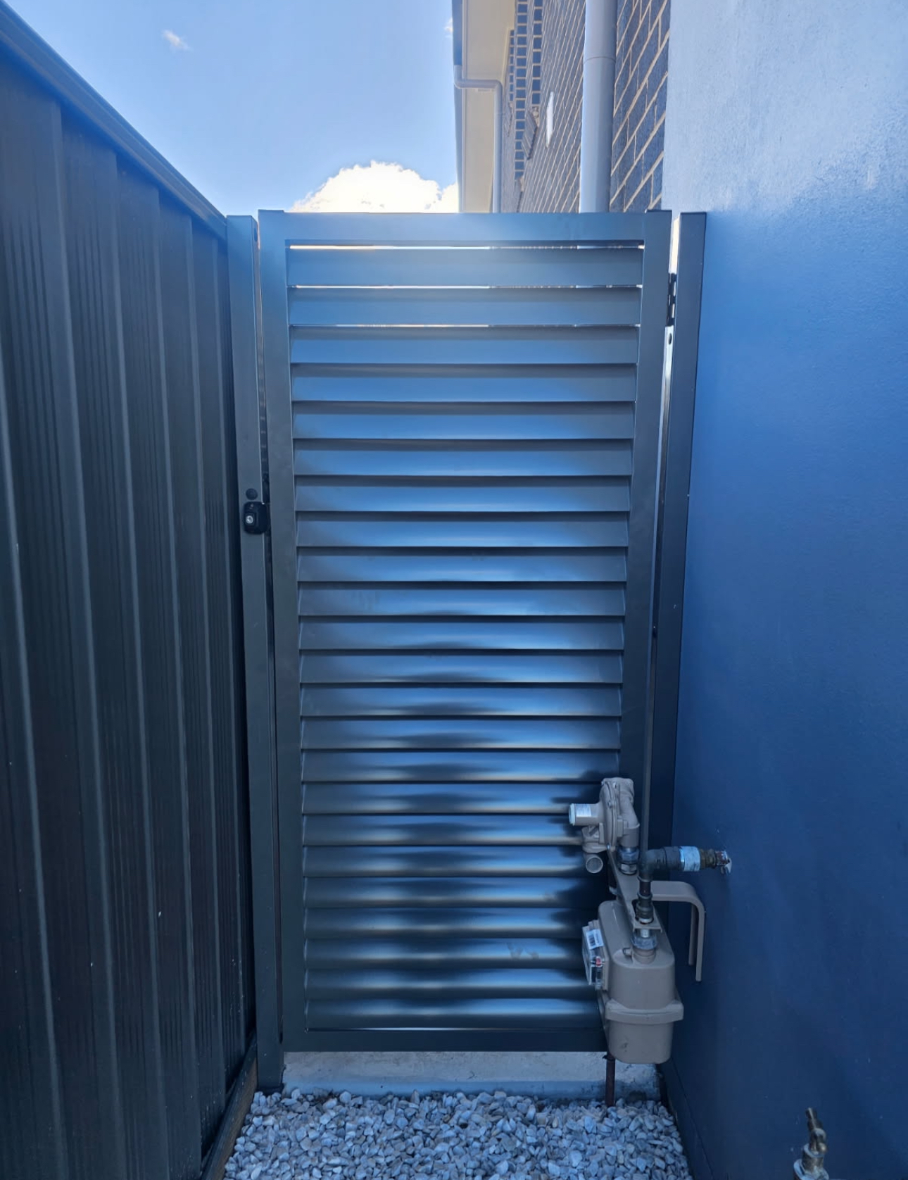 Compliant and secure pool gate installation
