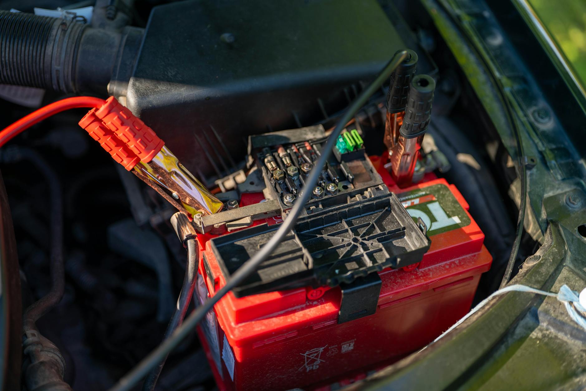 RV Mechanic Working
